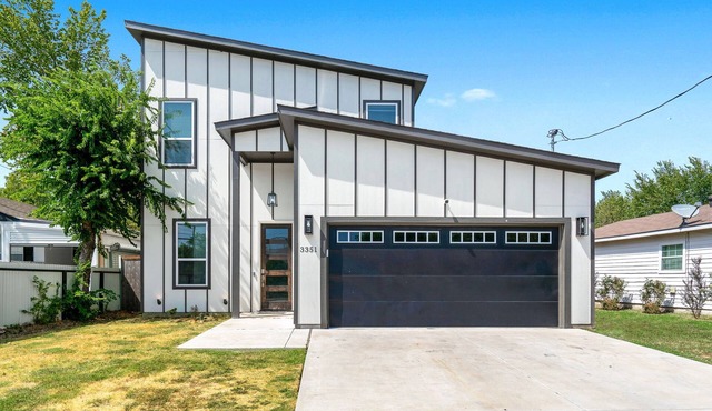 Stylish Downtown Home with Massive Backyard