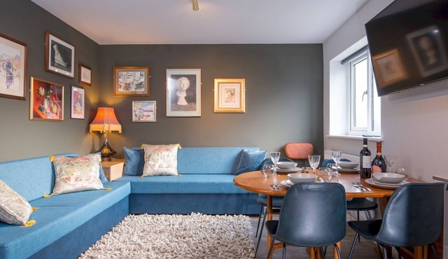 Stylish & Elegant 2Bed Apartment in the City - Pass the Keys