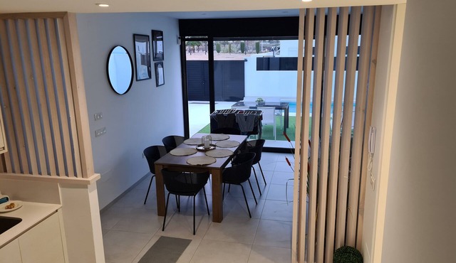 Stylish, modern villa with private pool, within walking distance of the beach