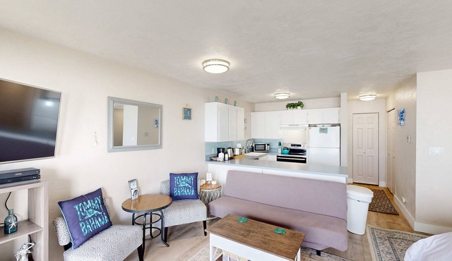 Stylish Escape with Shared Pool, Direct Beach Access, Private Balcony & Ocean View