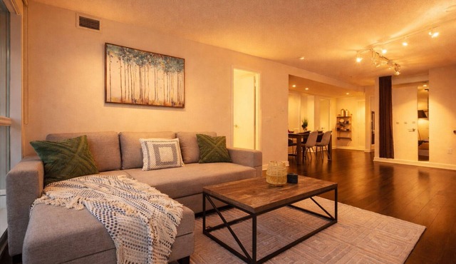 Stylish Family 2BR Stay | Free Parking