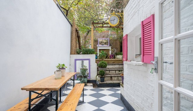 Stylish flat with private yard in Shepherd’s Bush