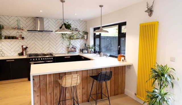 Stylish Four Bed Coastal Home