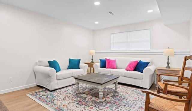 Stylish, Fully Furnished Apartments - Comfort and Convenience, Just Like Home