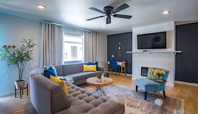 STYLISH♡ fully renovated 1.5 hr from Yosemite