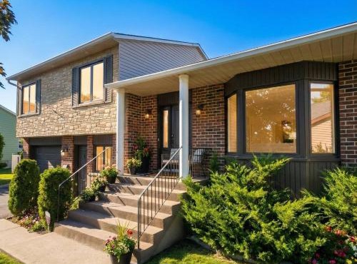 Stylish Getaway 3BR w/Heated Pool & Free Parking