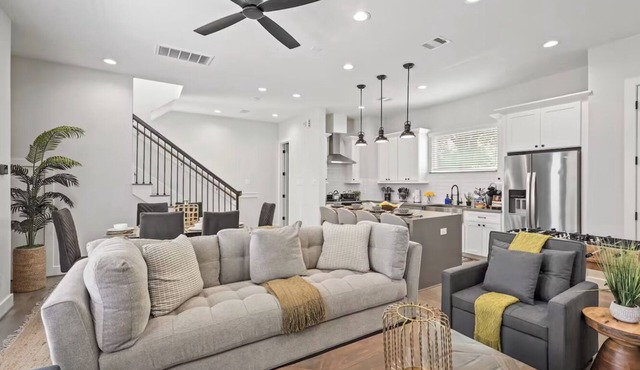 Stylish Heights Retreat/Near Downtown Houston