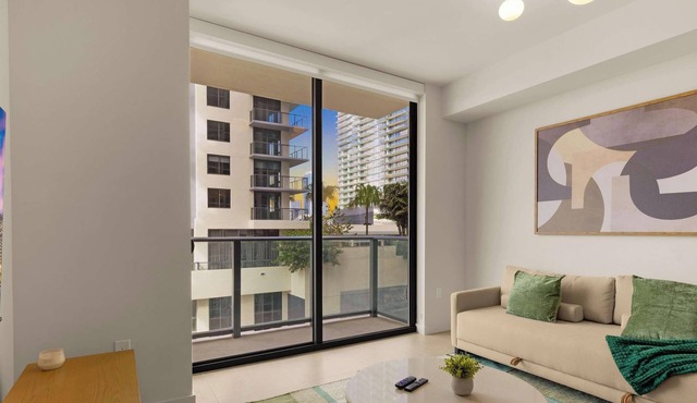 Stylish High-Rise Living | Pool, Spa & Cowork