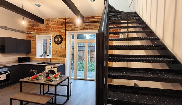 Stylish Home in Thetford City Centre Near A11 & Forest