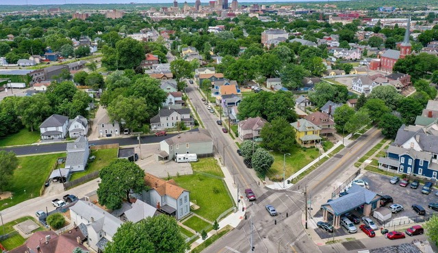 Stylish Home near Downtown-Historic Inner East