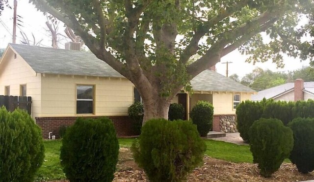 Stylish home near UNR and fairgrounds