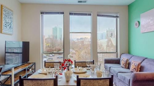 Stylish Home With Free ParkingFA