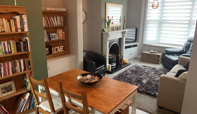 Stylish House in Exeter Nr Quay and City Centre