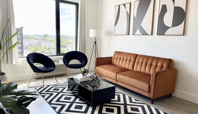 Stylish King 1BR Near MetLife & NYC