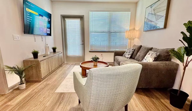 Stylish King Bed Southside Jax Pool Gym Mayo UNF