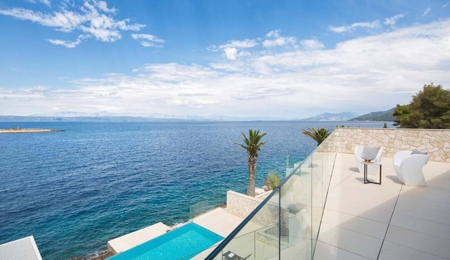 Stylish Korcula Villa | 4 Bedrooms | Villa Palma | Panoramic Sea Front Views