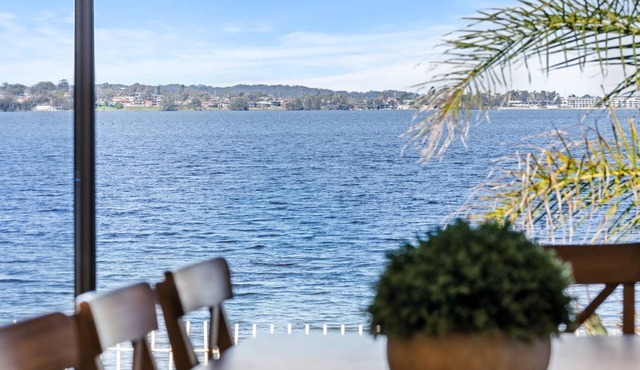 Stylish Lakefront Tranquillity Kayaks