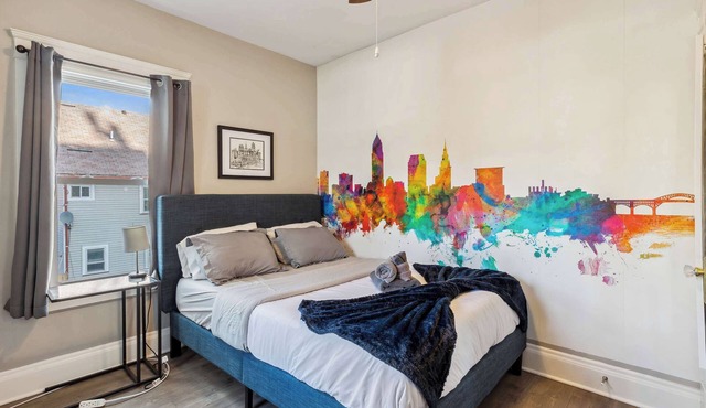 Stylish Lakewood Apartment - Free Parking & Wi-Fi