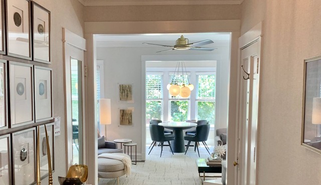 STYLISH-LOCAL-COMFY-SAFE 5 night min.