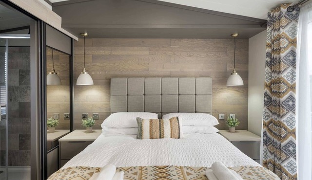 Stylish Lodge with Parking nr Ilfracombe & Beaches