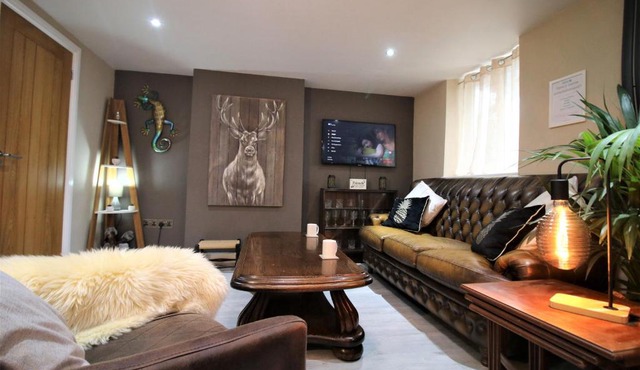 Stylish Loft Apartment by Property Promise