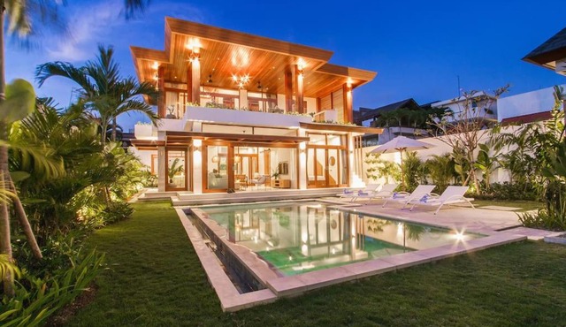 Stylish luxury ocean & ricefield view monthly deal