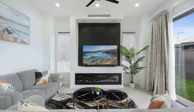 Stylish Marsden Park Stay Near Schofields & Rouse Hill