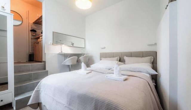Stylish micro loft in the center of Zurich Self Check-in - Near lake & train station