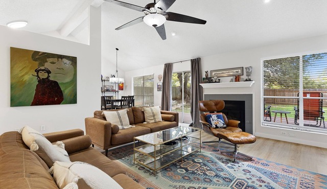 Stylish, modern one story 3-bedroom house with large backyard and deck, hot tub