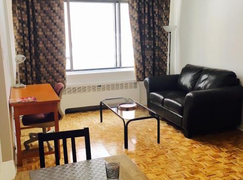 Stylish Montreal Apartment Comfortable Stay in the Golden Square Mile