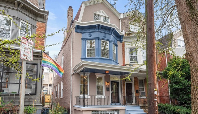 Stylish Mount Airy Home – Luxe Comfort Near Germantown Ave