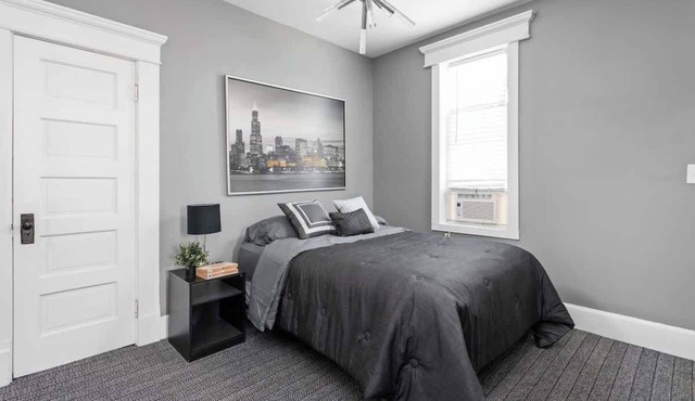 Stylish New Castle Escape w/Garage and by Parks