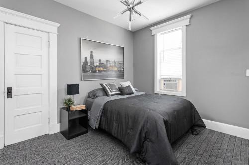 Stylish New Castle Escape with Garage and by Parks-Family Friendly