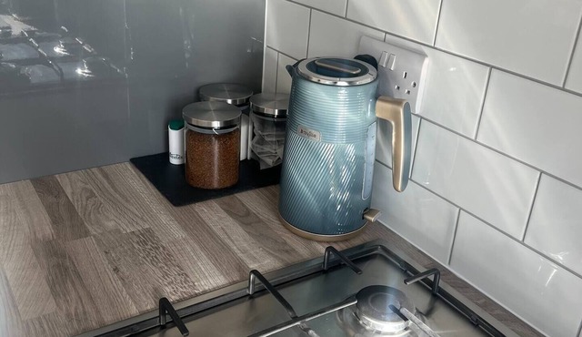 Stylish Newly Renovated 3 Bedroom Family Home