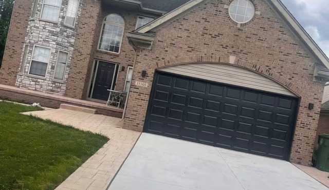Stylish, Newly Renovated Home 15 Minute Drive to Downtown Detroit