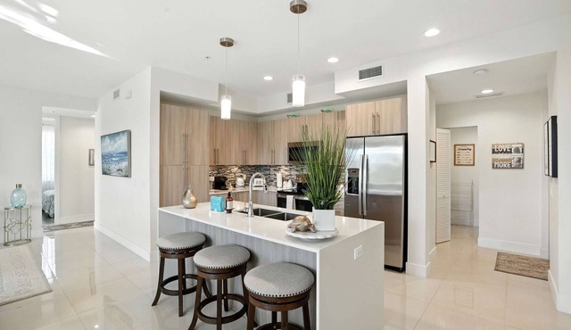 Stylish Oasis by Margaritaville & Fort Myers Beach