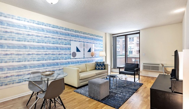 Stylish One Bedroom Apartment in Hoboken
