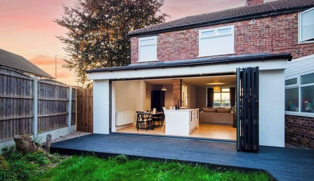 Stylish Open-Plan home in Manchester - Free Parking