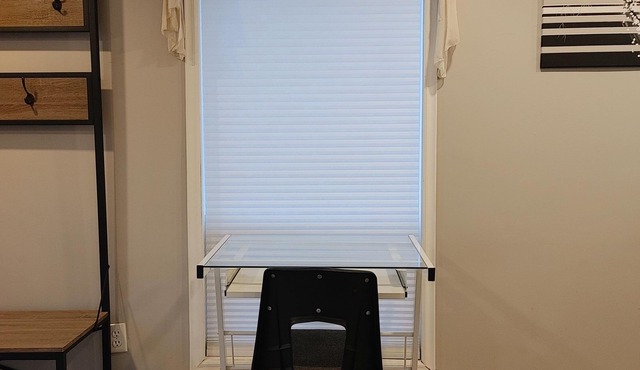 Stylish Private Studio near Downtown Peterborough