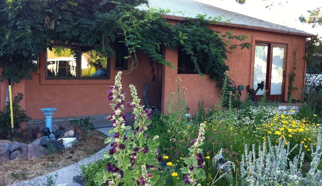 Stylish & Quiet 2BR, 2BA Eclectic Home in the Heart of Reno – Pet Friendly!