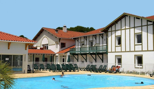 Stylish Resort Stay in Cassen for 4