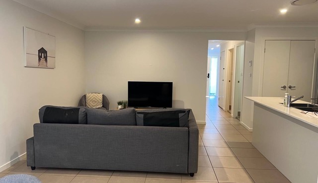 Stylish Retreat in Macquarie Links - Golf, Comfort & Tranquility