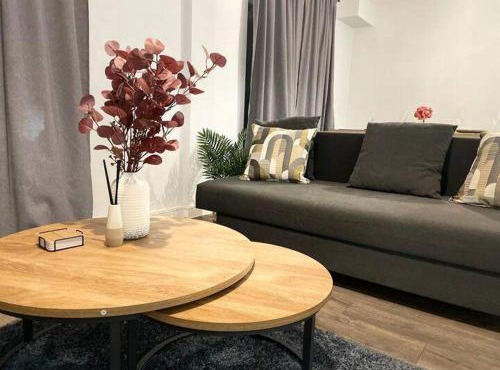 Stylish Retreat - Sleeps 6 Terrace-2Bedroom-PetsOK