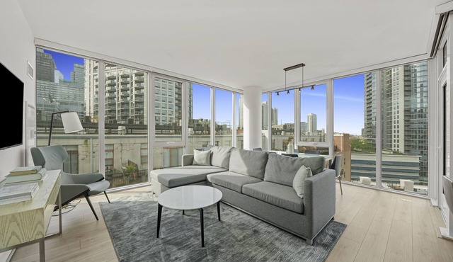 Stylish River North Suites: Luxury Living Near Chicago’s Best Shopping&Nightlife