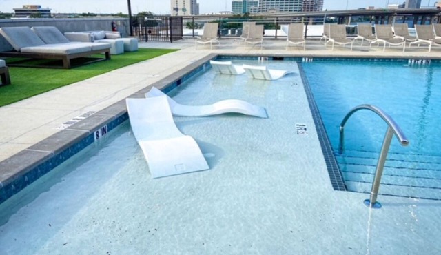 Stylish Riverside Condo Near Five Points