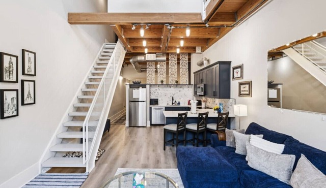 Stylish Santana Row 2BR Loft Walk to Shop & Dining