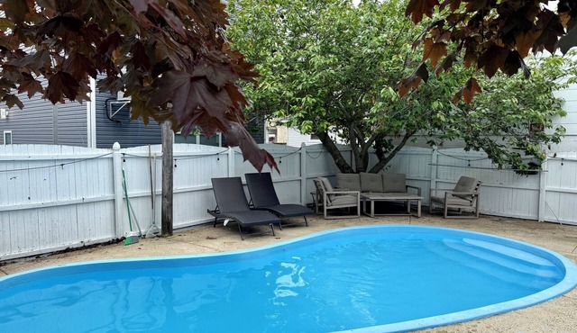 Stylish Seaside Serenity with Pool Jersey Shore - Heart-Shaped Tub & Sunroom
