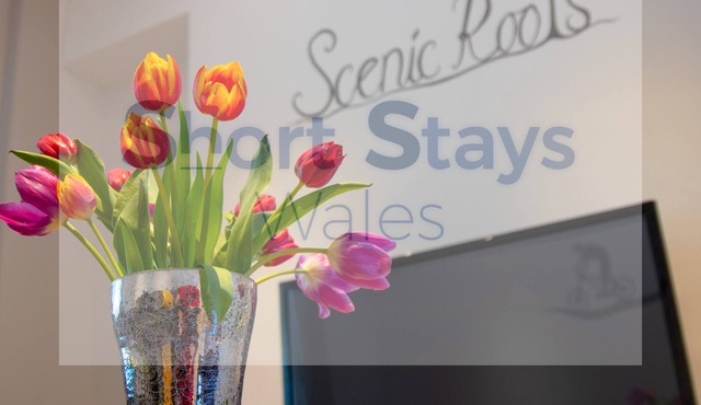 Stylish Self-Contained Home With Spectacular Views Nearby