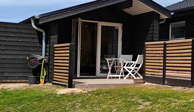 Stylish shelter room insulated for use all year