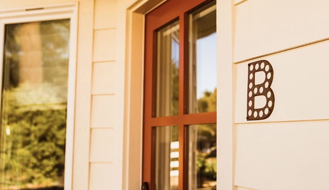 Stylish Sonoma Wine Country Retreat at Cake Flower Farm